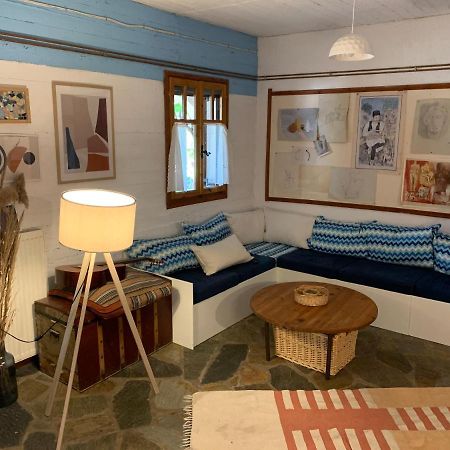 Mavilia Traditional Guesthouse 리구리오 외부 사진