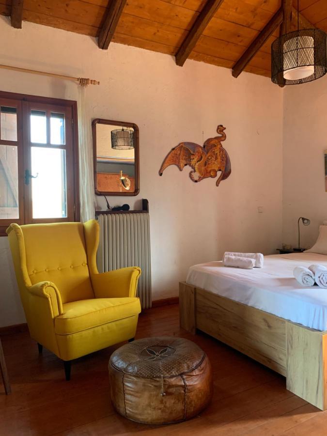 Mavilia Traditional Guesthouse 리구리오 외부 사진