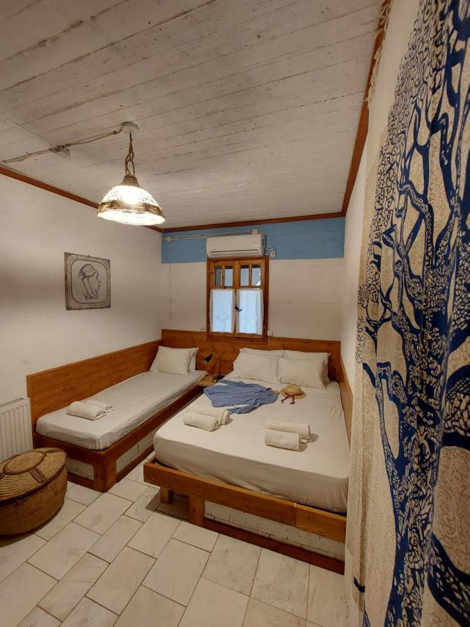 Mavilia Traditional Guesthouse 리구리오 외부 사진