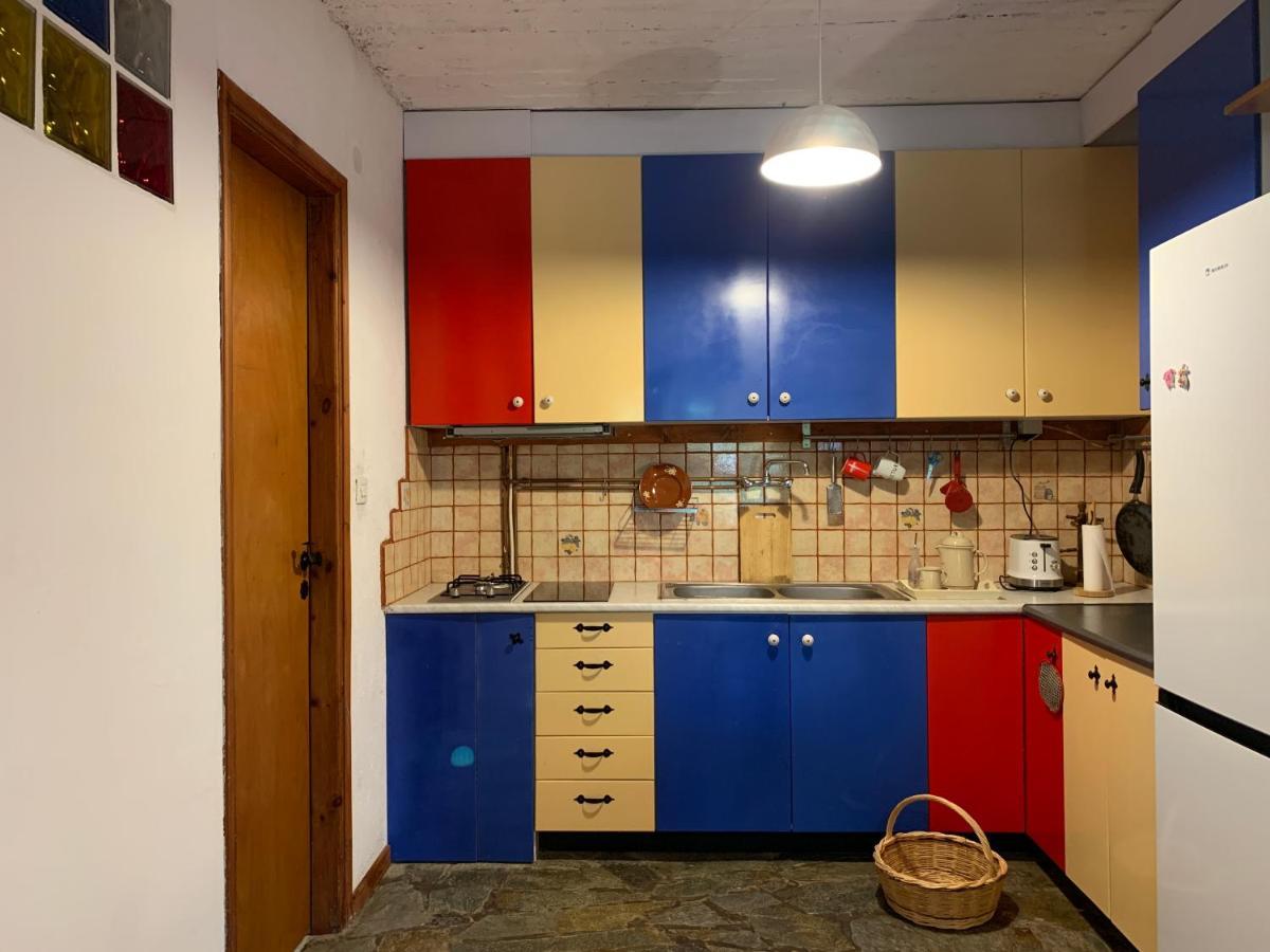 Mavilia Traditional Guesthouse 리구리오 외부 사진