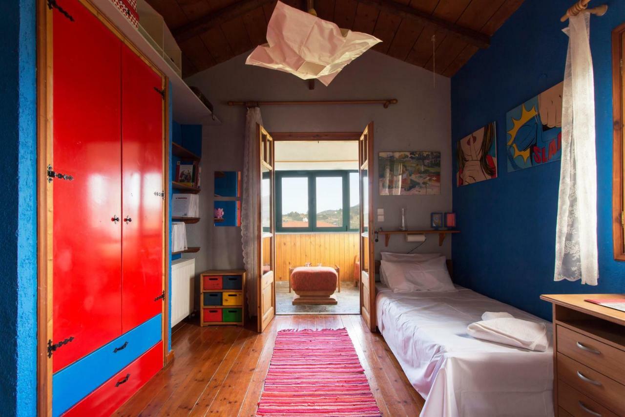 Mavilia Traditional Guesthouse 리구리오 외부 사진