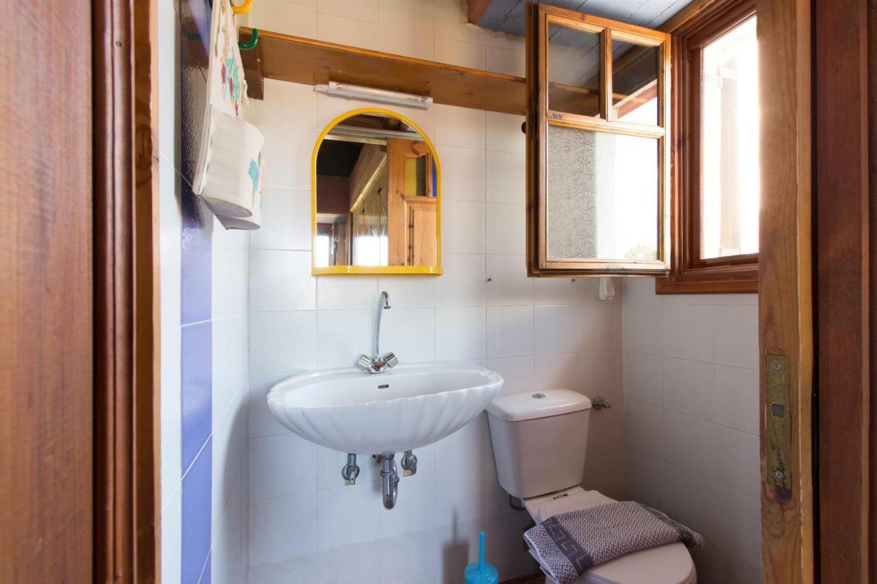 Mavilia Traditional Guesthouse 리구리오 외부 사진